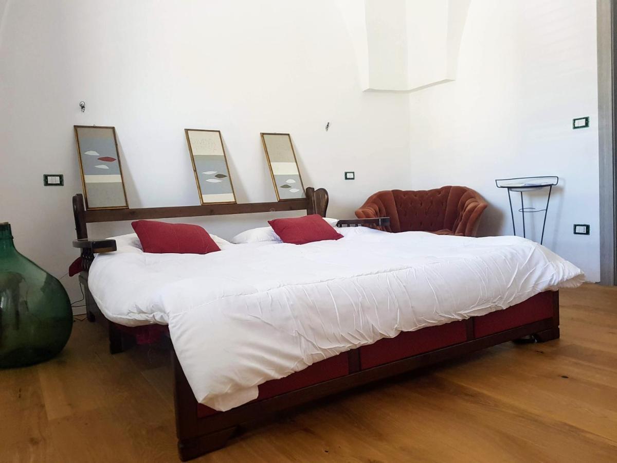 マンドゥーリア La Controra Bed & Breakfast エクステリア 写真